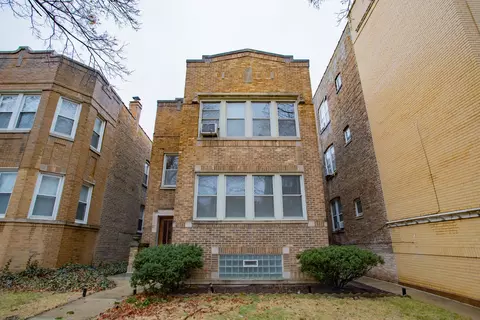 2810 W Lunt Ave, Chicago, IL 60645