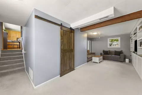 Entry Way - 1500 E Lowden Ave, Wheaton, IL 60189 photo 1 of 1
