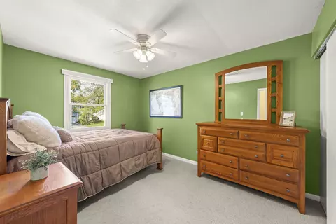 Bedroom - 1500 E Lowden Ave, Wheaton, IL 60189 photo 1 of 3