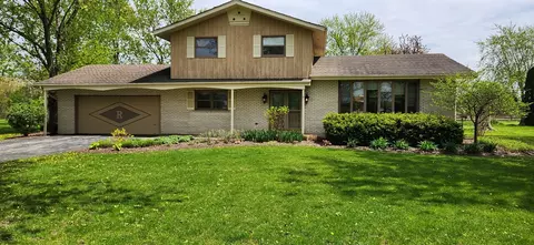 23223 S Volbrecht Rd, Crete, IL 60417