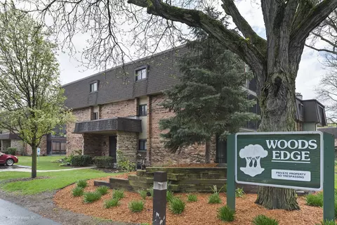9199 North Rd #E, Palos Hills, IL 60465