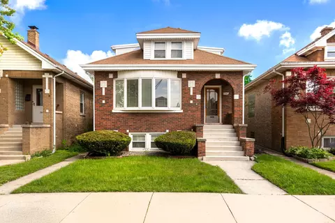 7946 W Birchdale Ave, Elmwood Park, IL 60707