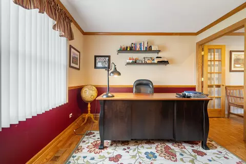 Other - 107 W Theodore Ln, Itasca, IL 60143 photo 2 of 9
