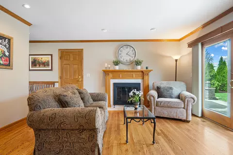 Other - 107 W Theodore Ln, Itasca, IL 60143 photo 1 of 9