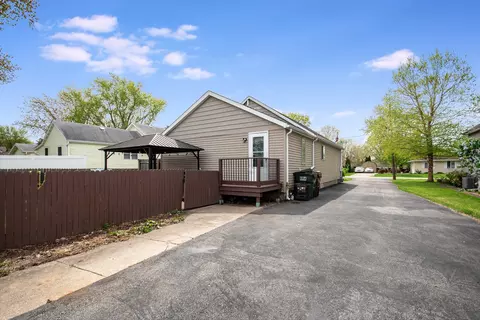 Other - 314 N Cedar St, Gardner, IL 60424 photo 4 of 12
