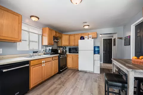 Kitchen - 314 N Cedar St, Gardner, IL 60424 photo 1 of 2