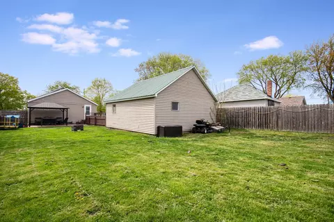 Exterior - 314 N Cedar St, Gardner, IL 60424 photo 3 of 4