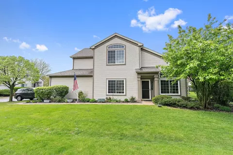 960 Park Hill Circle 960 #960, Aurora, IL 60502