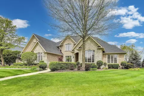 1908 Eisenhower Ln, Bolingbrook, IL 60490 photo 1