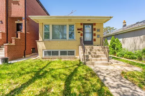 5108 S Massasoit Ave, Chicago, IL 60638