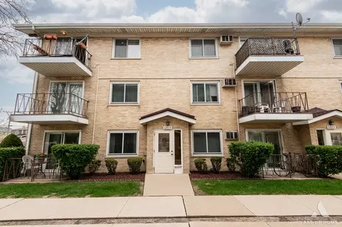 6019 W 64th Pl #7, Chicago, IL 60638
