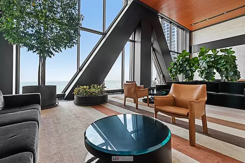 Living - 175 E Delaware Pl #5019, Chicago, IL 60611 photo 1 of 4
