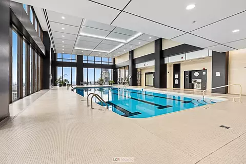 Exterior - 175 E Delaware Pl #5019, Chicago, IL 60611 photo 2 of 6