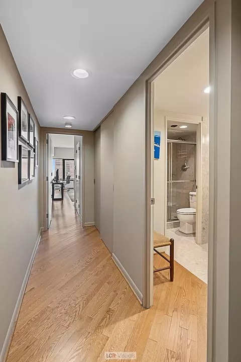 Entry Way - 175 E Delaware Pl #5019, Chicago, IL 60611 photo 1 of 2