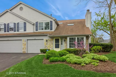 1808 Ennis Ln #86D, Wheaton, IL 60189