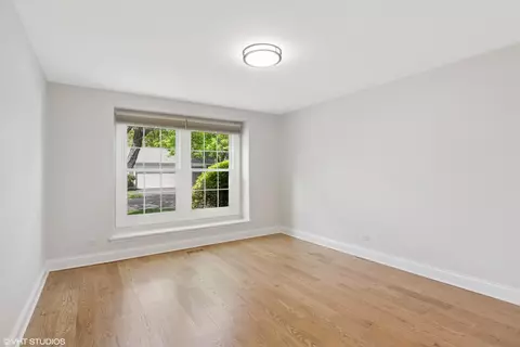 961 Adare Rd, Wheaton, IL 60189 photo 14