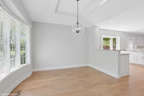 961 Adare Rd, Wheaton, IL 60189 photo 13