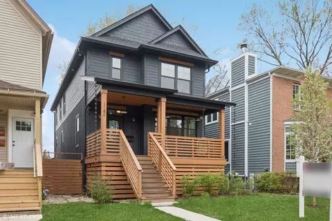 1142 Wesley Ave, Evanston, IL 60202