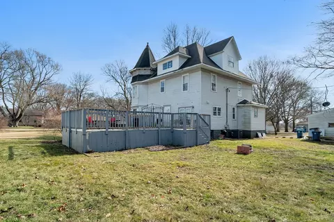 Exterior - 401 7th St, Mazon, IL 60444 photo 9 of 9