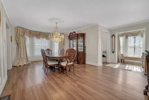 Dining - 401 7th St, Mazon, IL 60444 photo 1 of 3