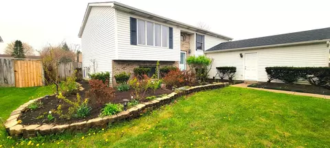 4006 Hill Dr, Zion, IL 60099