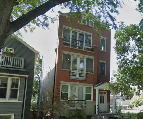 1221 W School St #3, Chicago, IL 60657