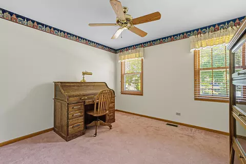 730 N Lyle Ave N, Elgin, IL 60123 photo 21