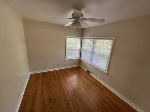 Bedroom - 434 Ingleside Ave, Aurora, IL 60506 photo 1 of 3