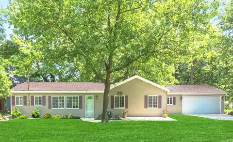 34327 S Lakeside Ter, Wilmington, IL 60481