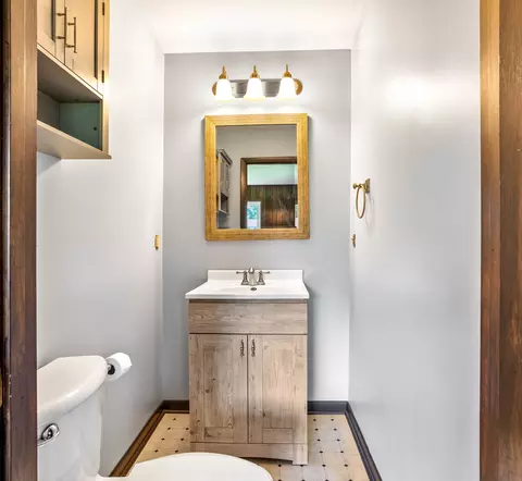 Bath - 305 Illini Dr, Minooka, IL 60447 photo 3 of 3