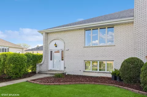 15224 S 72nd Ct, Orland Park, IL 60462