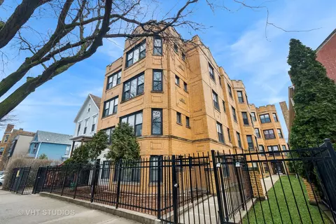 1655 N Fairfield Ave #401, Chicago, IL 60647