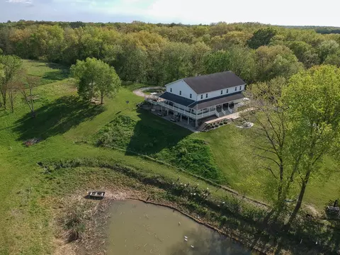 589 E 1900 E County Rd, Secor, IL 61771