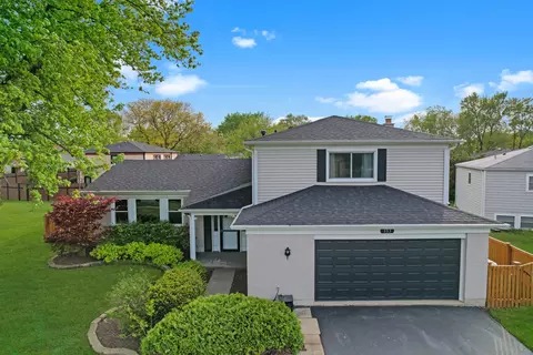 353 Marian Ct, Bolingbrook, IL 60440