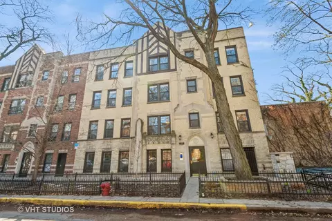 2128 N Hudson Ave #404, Chicago, IL 60614