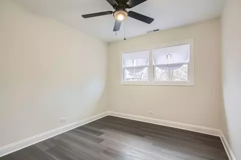 Bedroom - 16247 Oxford Dr, Markham, IL 60428 photo 5 of 8