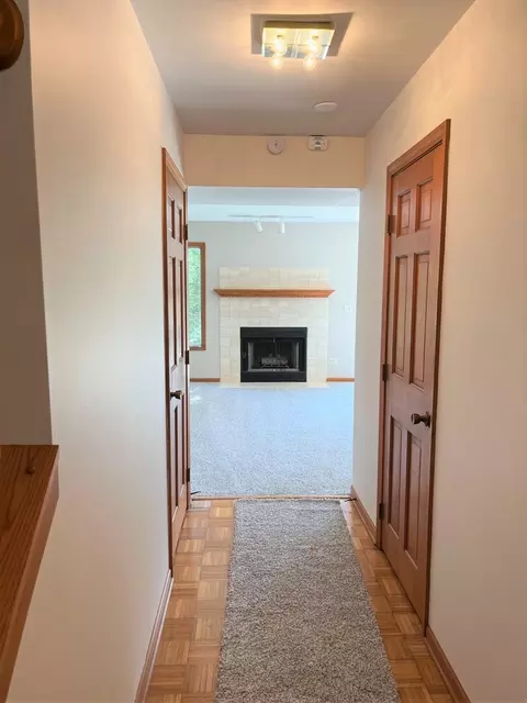 8 Oxford Ct, Algonquin, IL 60102 photo 20