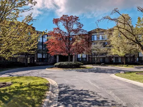 1400 N Yarmouth Pl #314, Mount Prospect, IL 60056