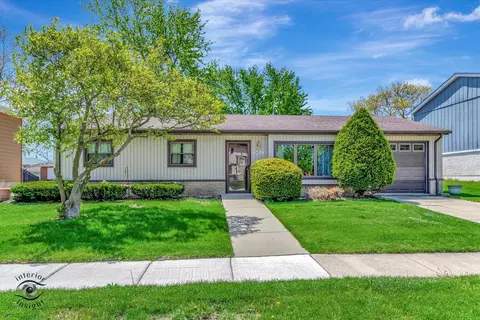 7427 163rd Pl, Tinley Park, IL 60477
