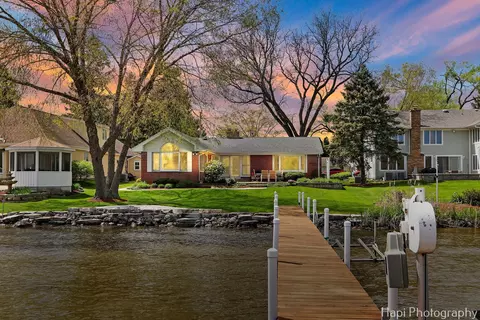Exterior - 714 S Riverside Dr, Mchenry, IL 60050 photo 12 of 12