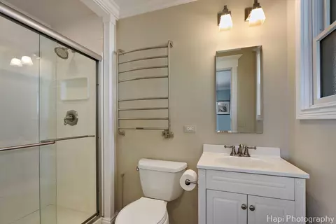 Bath - 714 S Riverside Dr, Mchenry, IL 60050 photo 1 of 3