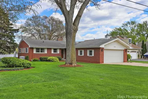 Exterior - 714 S Riverside Dr, Mchenry, IL 60050 photo 6 of 12