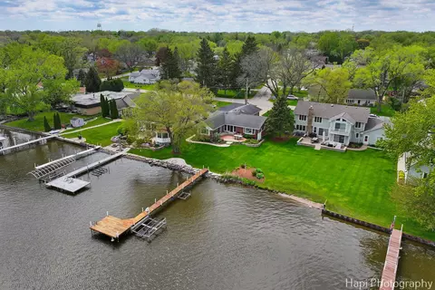 View/Area - 714 S Riverside Dr, Mchenry, IL 60050 photo 6 of 6