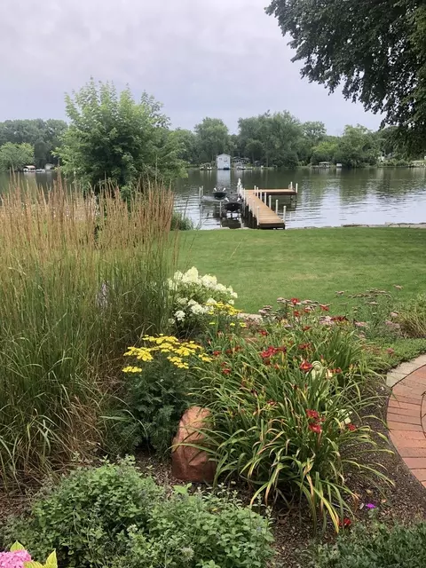 View/Area - 714 S Riverside Dr, Mchenry, IL 60050 photo 3 of 6