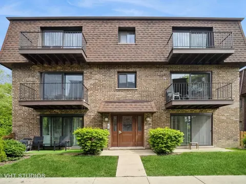 9622 Bianco Ter #D, Des Plaines, IL 60016