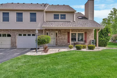 9299 Erin Ln, Orland Park, IL 60462