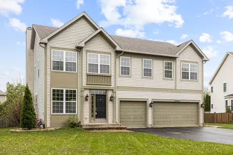3400 Tamaira St, Plano, IL 60545