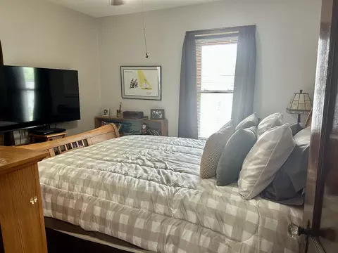 Bedroom - 1603 11th St, Peru, IL 61354 photo 1 of 1