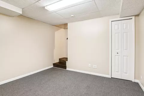 2825 Colonial Dr, Elgin, IL 60124 photo 25