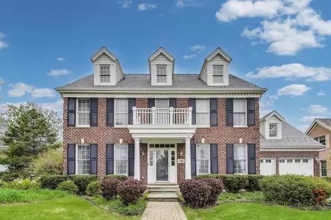 1452 Kittyhawk Ln, Glenview, IL 60026
